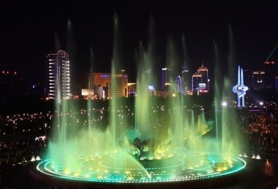 濟(jì)南泉城廣場噴泉之美