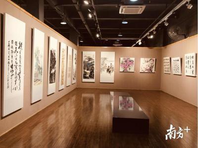 翰墨丹青頌華章——70幅群眾書畫作品獻(xiàn)禮新中國(guó)成立70周年